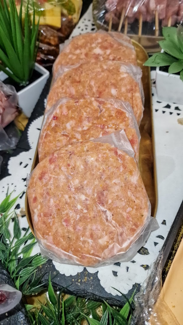 Χειροποίητα Μπιφτέκια — Handmade Burger Patties
